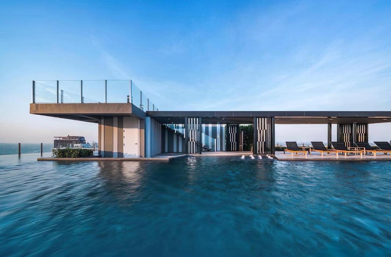 The Base Central Pattaya By Wwc Экстерьер фото