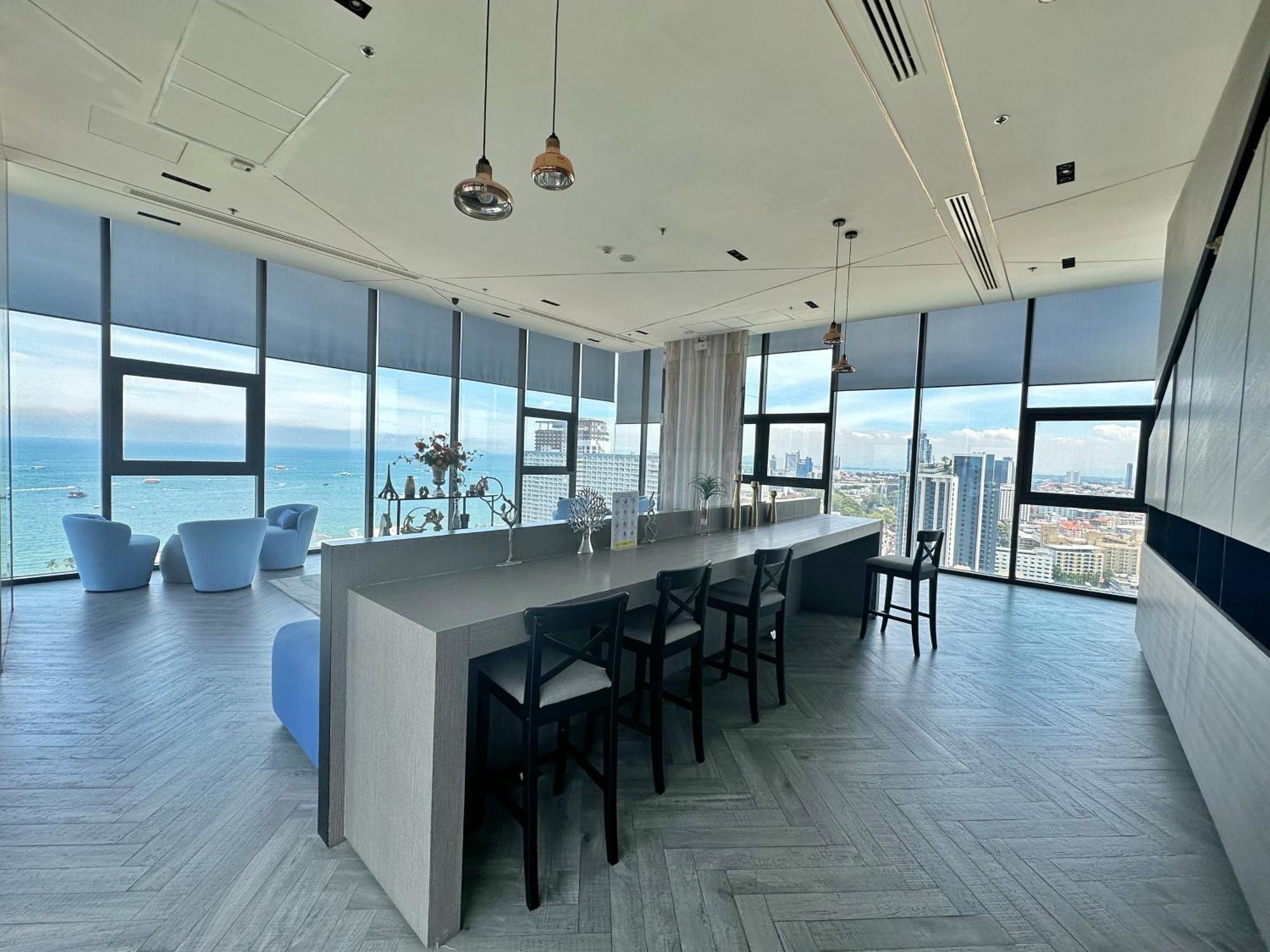 The Base Central Pattaya By Wwc Экстерьер фото